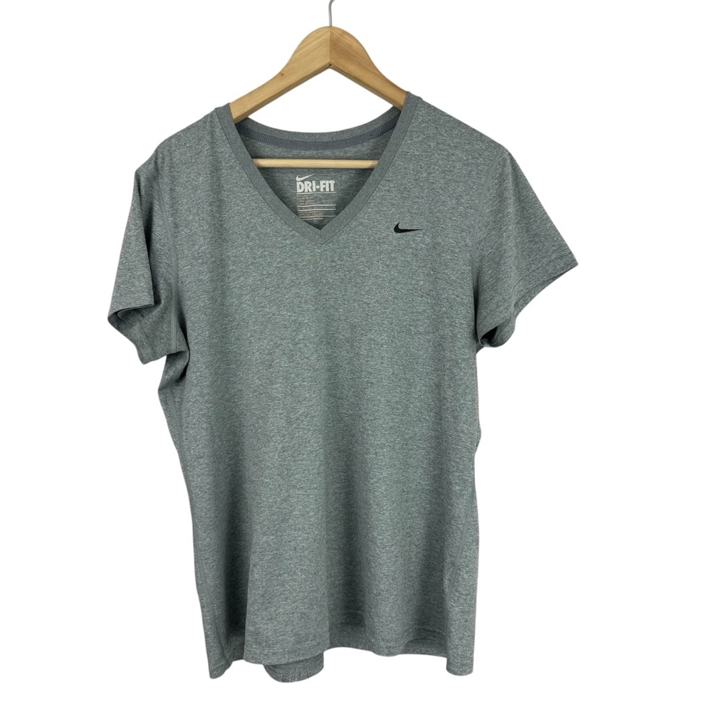 Woman’s Nike V-Neck Dri Fit Shirt Workout Top Short Sleeve Gray Size XL